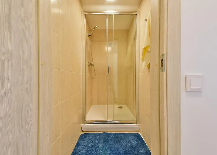 Хостел Laisves Avenue 